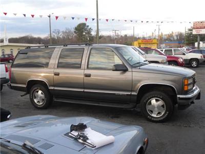Used GMC Suburban 1999 : $5995