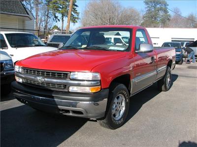 Used Chevrolet Silverado 2000 : $6900