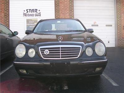 Used Mercedes-Benz EClass 2000 : $5995