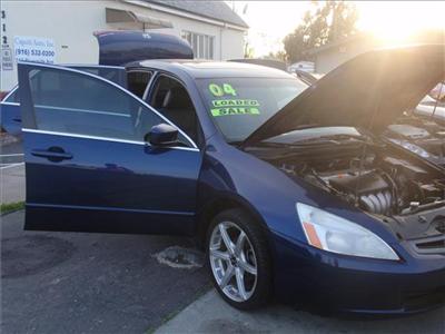 Used Honda Accord 2004 : $11999