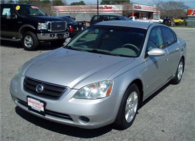 Used Nissan Altima 2003 : $6799