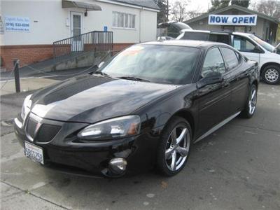 Used Pontiac GrandPrix 2004 : $8999