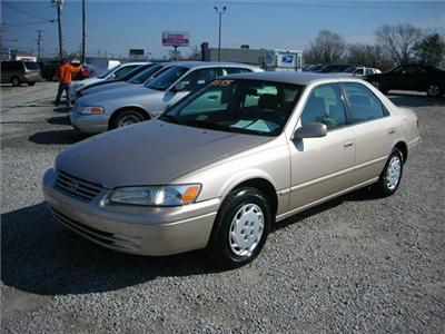 Used Toyota Camry 1998 : $3290