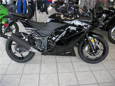 New Kawasaki EX250R 2011 : $3999