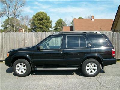 Used Nissan Pathfinder 2003 : $10995
