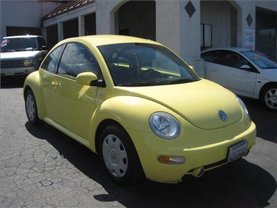 Used Volkswagen NewBeetle 2001 : $7599