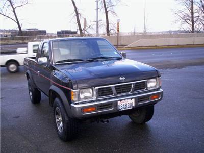 Used Nissan Pickup 1997 : $5000