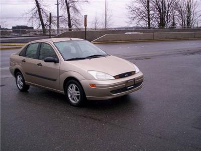 Used Ford Focus 2001 : $4000