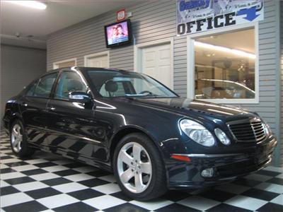 Used Mercedes Benz EClass 2004 : $15997