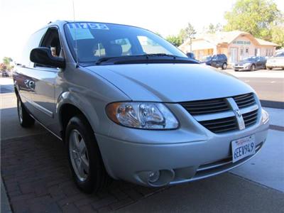Used Dodge GrandCaravan 2005 : $10988