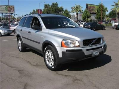 Used Volvo XC90 2005 : $18995
