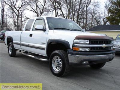 Used Chevrolet Silverado 2000 : $9944
