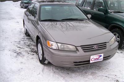Used Toyota Camry 1999 : $4950