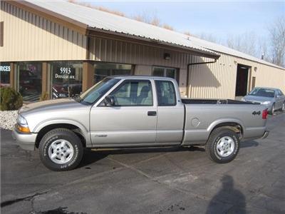 Used Chevrolet S10 2001 : $4995