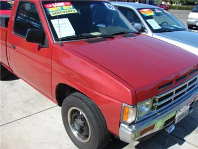 Used Nissan Pickup 1990 : $2999