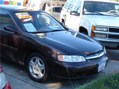 Used Nissan Altima 2000 : $5499