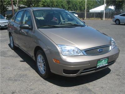 Used Ford Focus 2005 : $5999