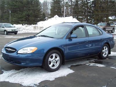 Used Ford Taurus 2004 : $4895