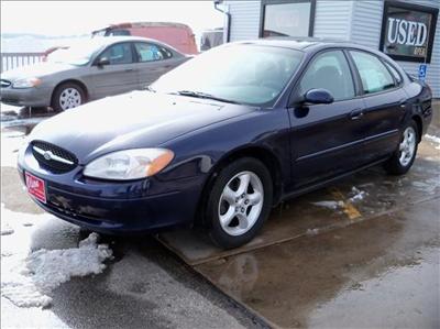 Used Ford Taurus 2001 : $4995