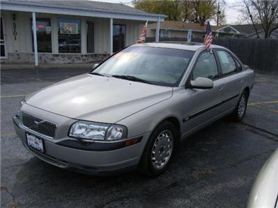 Used Volvo S80 2000 : $4995