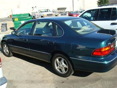 Used Toyota Avalon 1998 : $0